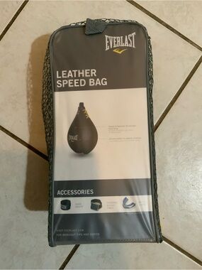 Everlast Leather Speed Bag in Gray with Yellow Logo